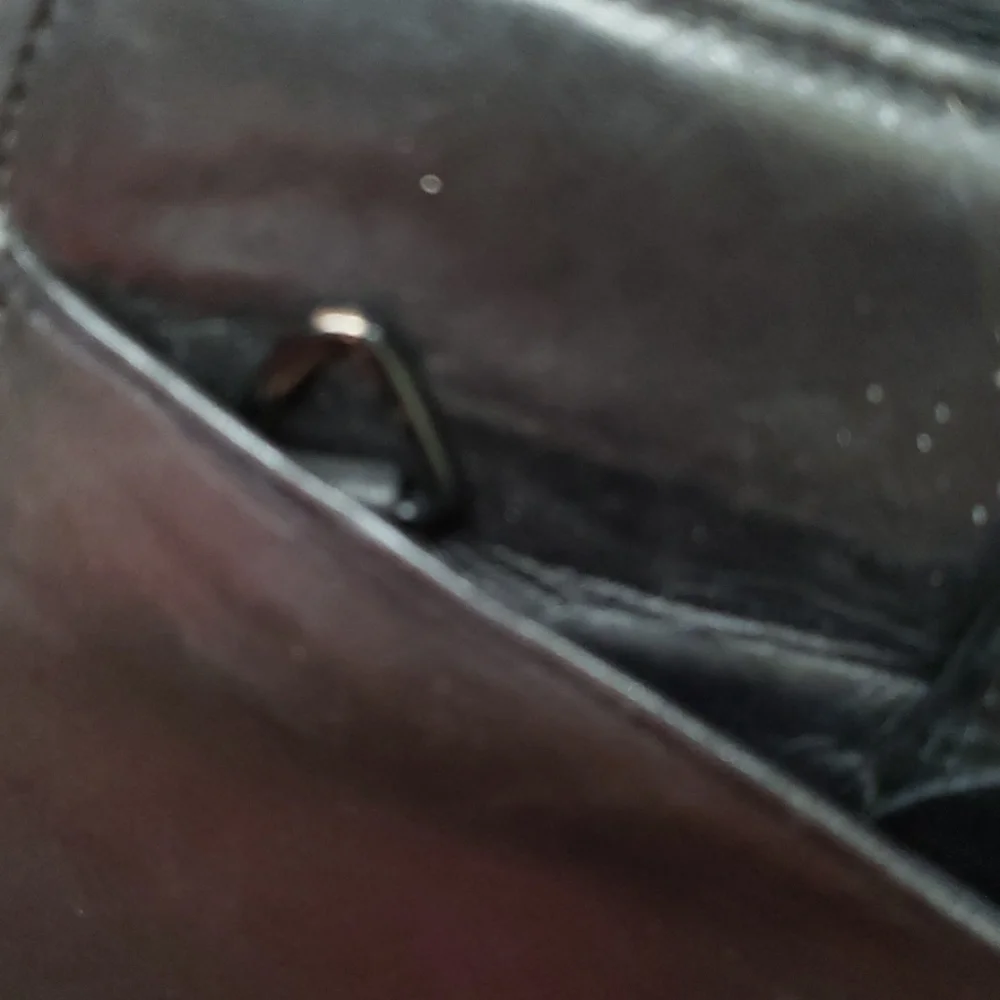 Scully leather travel zip binder, drop handles.